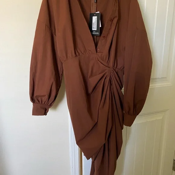 PLT (prettylittlething) balloon sleeve shirt dress - Picture 6 of 7